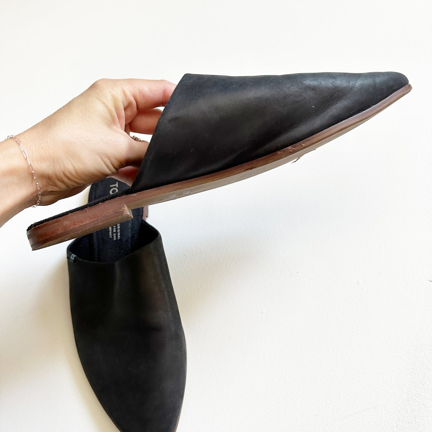Toms Black Pointed Toe Mules