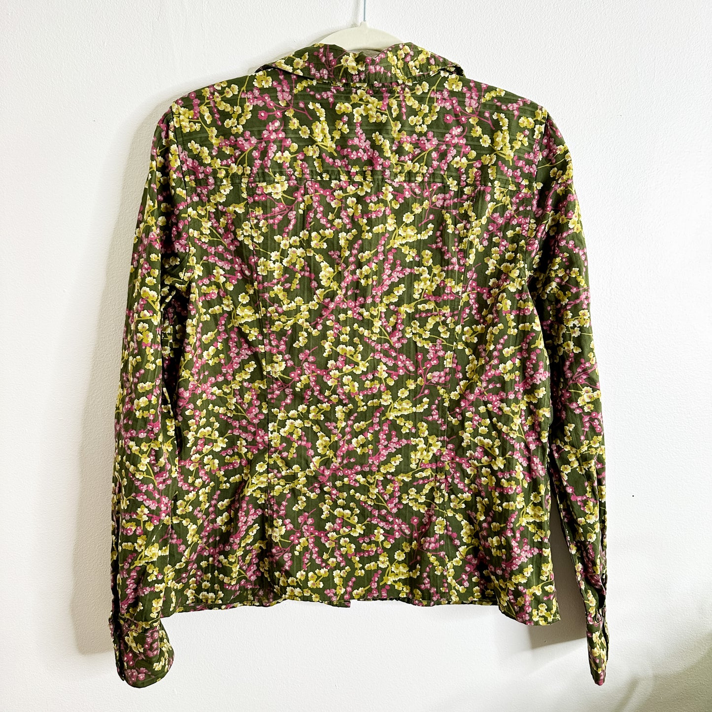 Floral Long Sleeve Green Button Down (fits M-L)