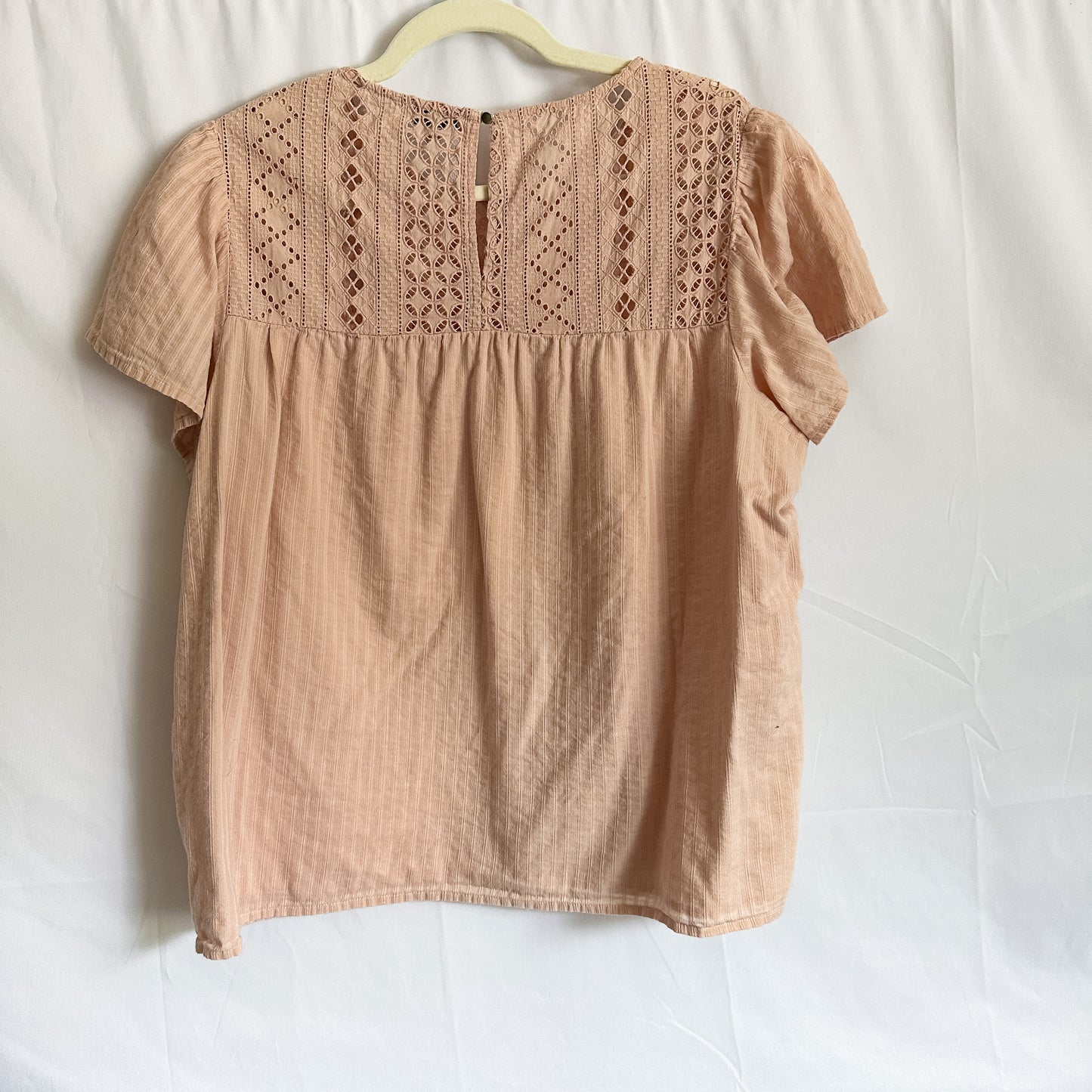Pink Embroidered Eyelet Short Sleeve Top (fits XL)