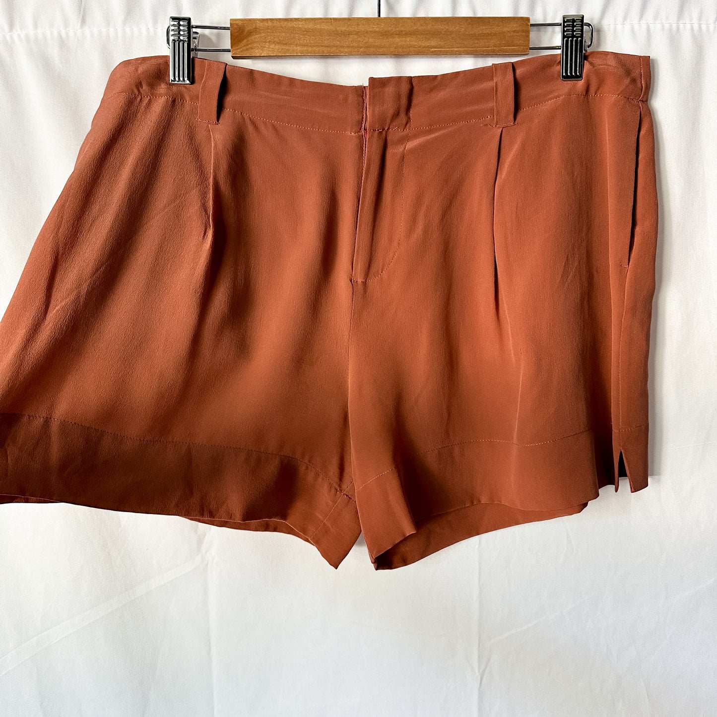 Silk Coral Pleated Front Shorts (fits size 6)